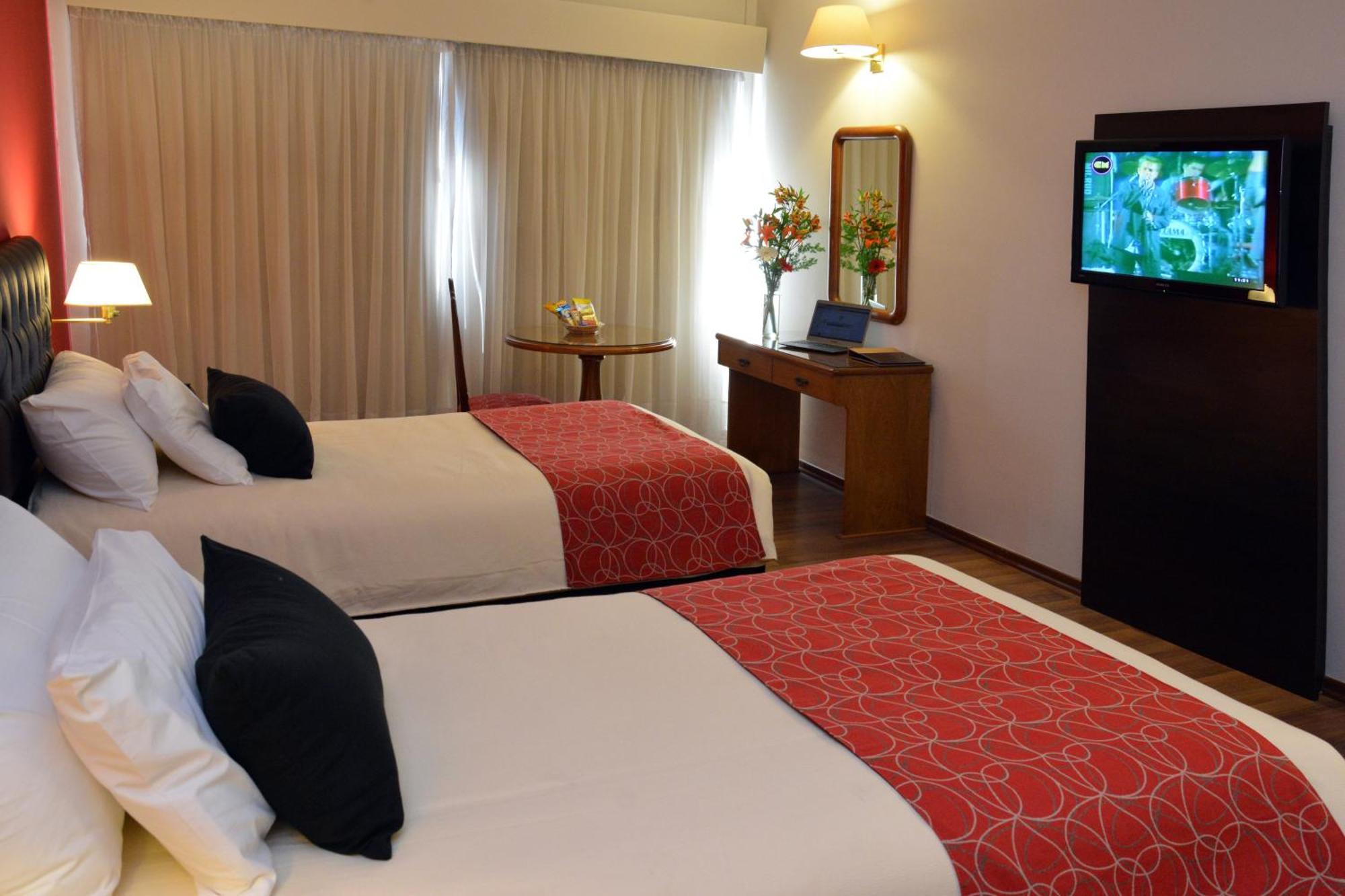 Centuria Hotel Buenos Aires Ruang foto