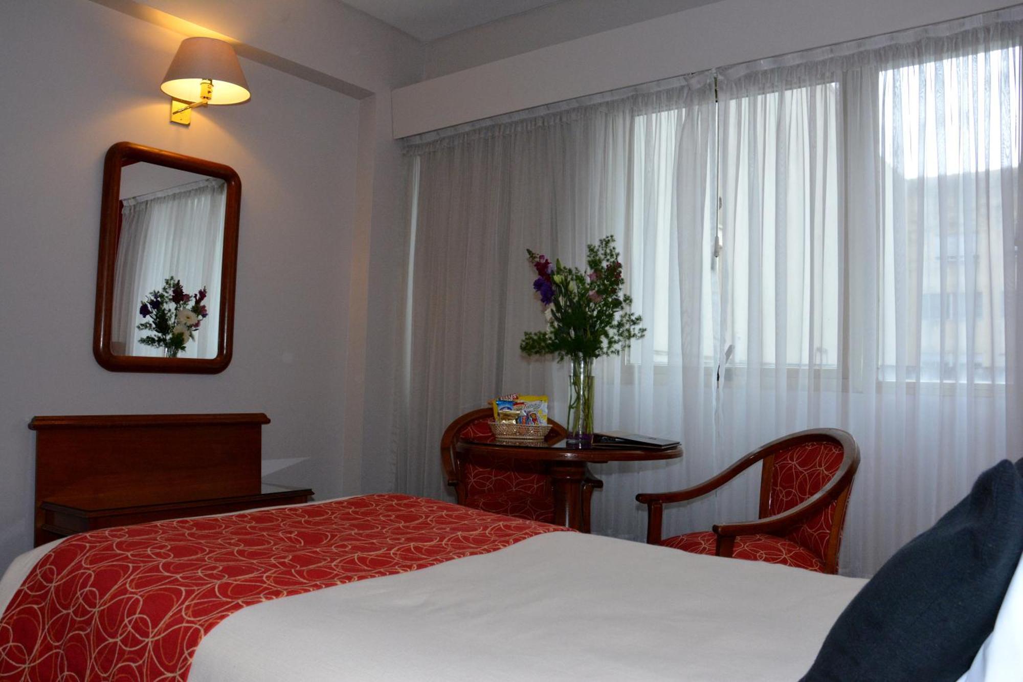 Centuria Hotel Buenos Aires Ruang foto